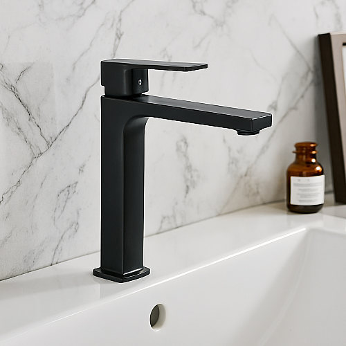 خلاط مغسلة طويل مربع اسود مع ليات