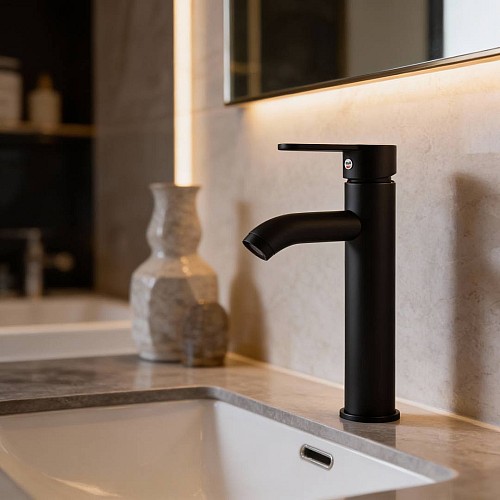 خلاط مغسلة طويل دائري اسود مع ليات