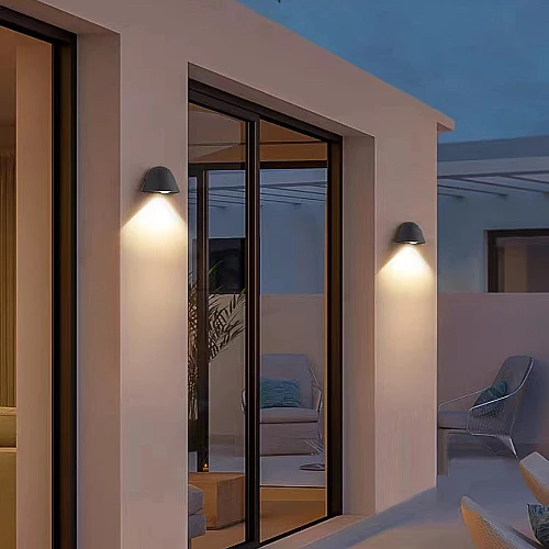 كشاف بوابة خارجي اسود لون الانارة اصفر5 واط