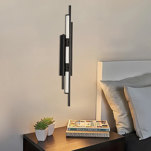 ابليك جداري مودرن اسود لون الانارة 3اضاءات 7 واط قطر 60 سم