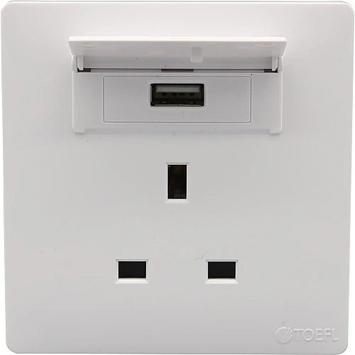 فيش ثلاثي مع منفذ يو اس بي USB لون ابيض بيانو فيش ثلاثي مع منفذ يو اس بي USB لون ابيض بيانو