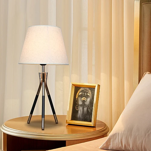  منتج مصباح طاولة طربوش اسود مع ذهبي E27-T/B4833/BK+GD