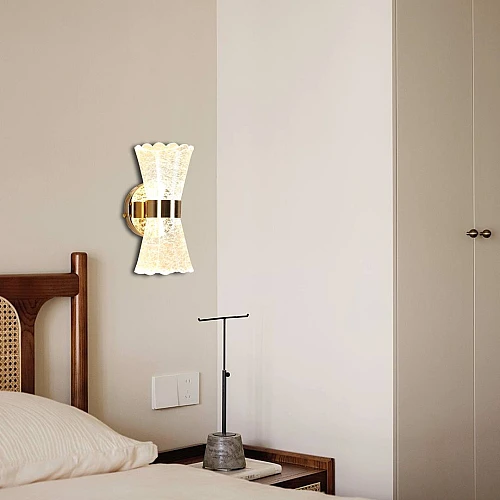 ابليك مودرن ذهبي لون الانارة 3 اضاءات W5