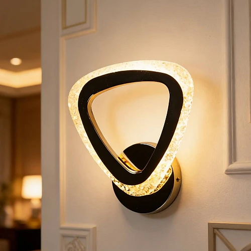 إضاءة أبليك حائط مودرن ذهبي لون الانارة 3 اضاءات واط 5