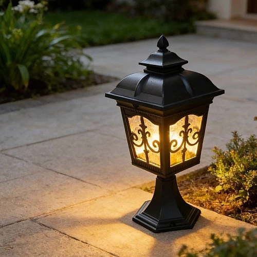 فانوس ارضي اسود صغير