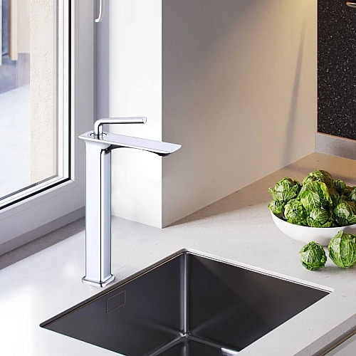 خلاط مغسلة طويل مربع راس مدور كروم مع ليات