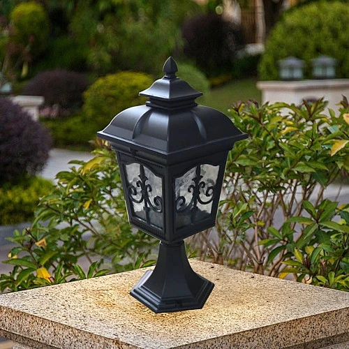 فانوس ارضي اسود صغير