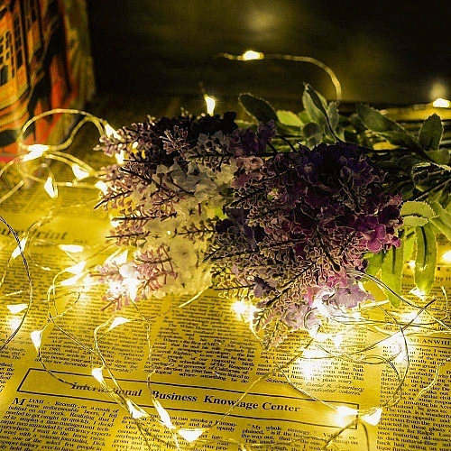 اضاءة عقد زينة LED لون الانارة اصفر تعمل بالبطارية طول 1 متر