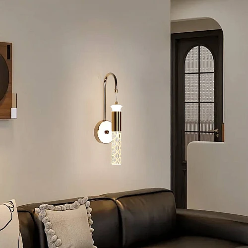 إضاءة أبليك حائط مودرن ذهبي لون الانارة 3 اضاءات واط 7