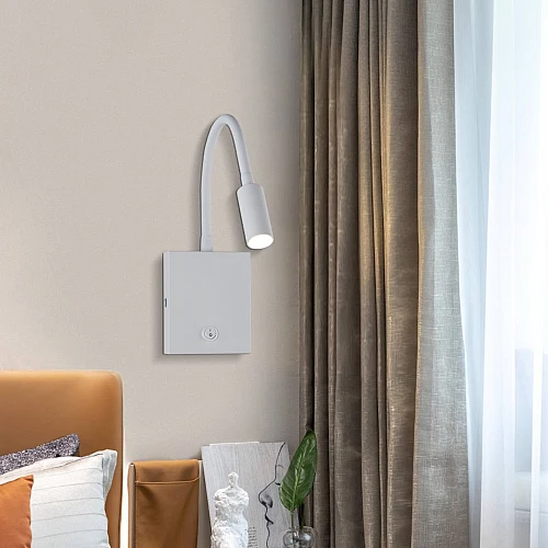 إضاءة أبليك حائط مودرن ابيض لون الانارة اصفر واط 3