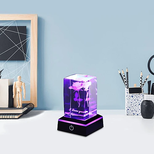 أباجورة كريستال وردة ثلاثية الأبعاد مع عبارة "I Love You" و قاعدة فضي - تعمل بالبطارية و USB - إضاءة RGB
