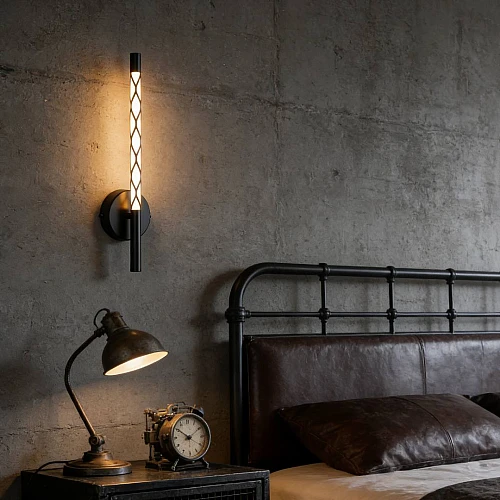 إضاءة ابليك حائط مودرن اسود لون الانارة اصفر واط 7 مقاس 400 ملم