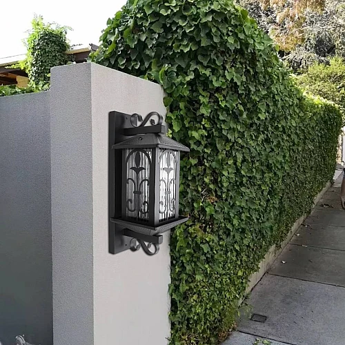 فانوس جداري اسود