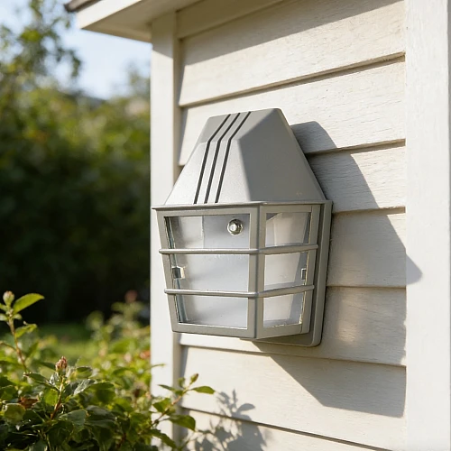 مصباح جداري خارجي لطش كوخ ابيض زجاج شفاف مفرد قاعدة E27