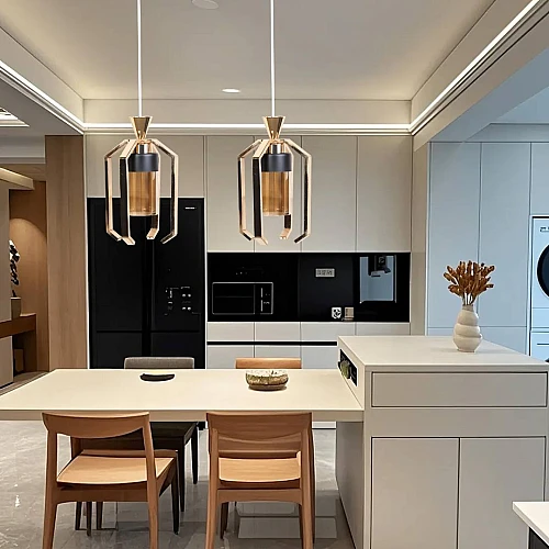 علاقي مودرن ذهبي E27*1