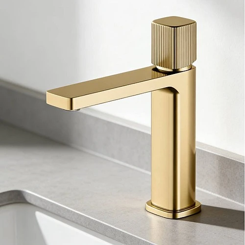 خلاط مغسلة ذهبي كامل مودرن مع ليات حار بارد