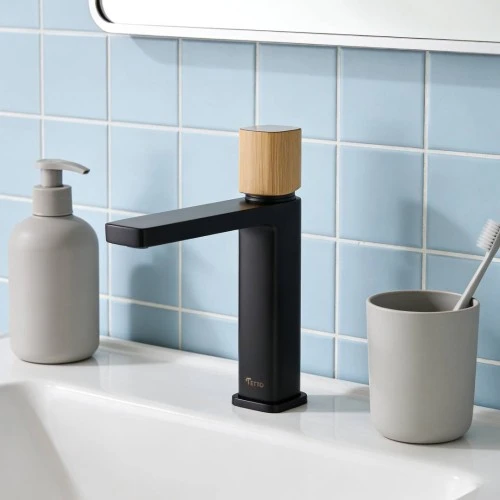 خلاط مغسلة اسود ذهبي نحاس وزنك مودرن شامل ليات حار بارد