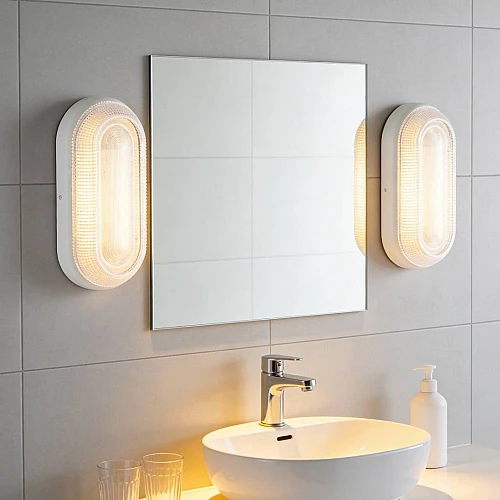 كشاف بيضاوي غطاء شفاف لون الانارة اصفر سادة 24 واط