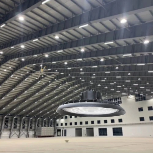  صورة منتج كشاف هناجر و مستودعات لون الانارة شمسي كريمي 200 واط توفل موديل TF903/200W/BK+NW