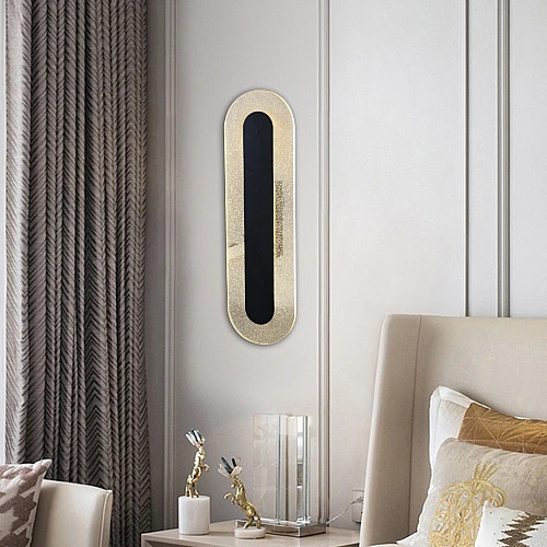 اضاءة جدارية بيضاوي اسود لون الانارة 3 اضاءات مقاس 40 سم 9 واط