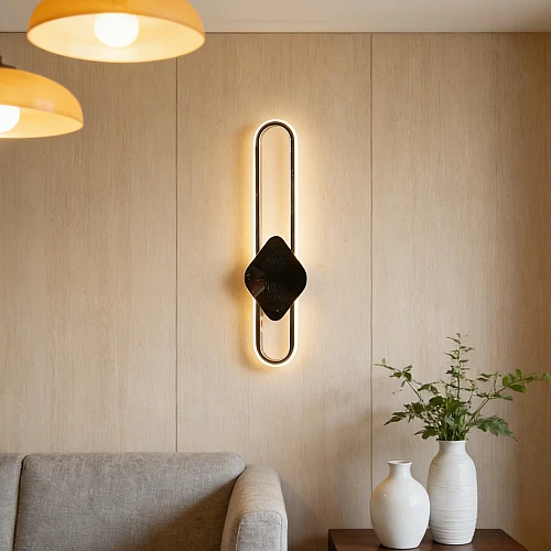 اضاءة جدارية بيضاوي سادة ذهبي لون الانارة 3 اضاءات مقاس 50 سم 15 واط