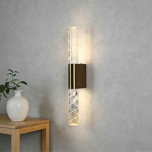 اضاءة جدارية اكريليك زيتي لون الانارة 3 اضاءات مقاس 35 سم 5 واط