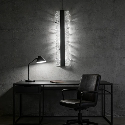 ابليك مودرن اسود لون الانارة 3 اضاءات واط 9 مقاس 400 ملم