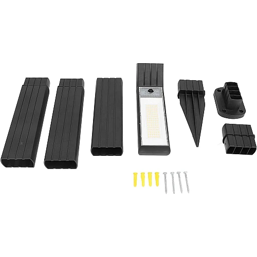 كشاف حديقة يعمل بالطاقة الشمسية لون أسود يضيء بضوء أصفر دافئ