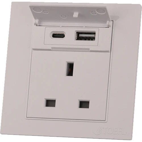 فيش ثلاثي مع منفذ يو اس بي USB مع تايب سي TYPE-C لون ابيض ساده توفل
