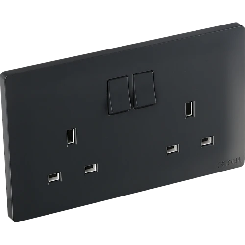 فيش ثلاثي مزدوج مع مفتاح مستطيل لون اسود بيانو