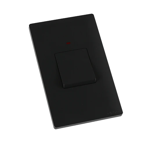 مفتاح مكيف مستطيل 45 امبير لون اسود بيانو