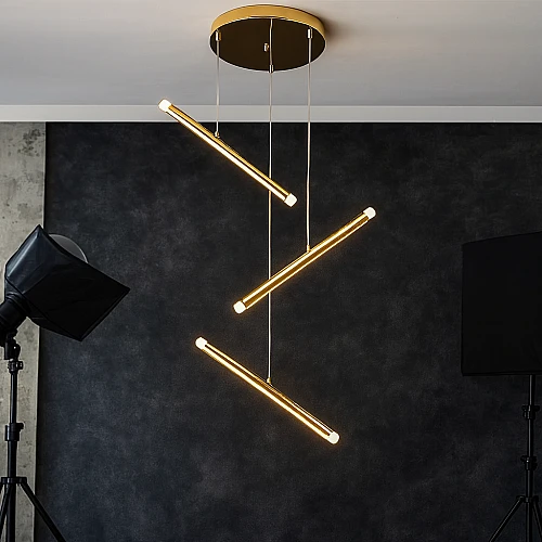 نجف مودرن ذهبي لون الانارة اصفر 12 واط ثلاثي