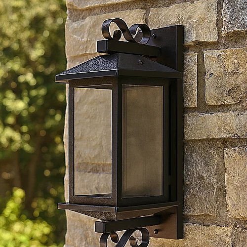 فانوس جداري اسود