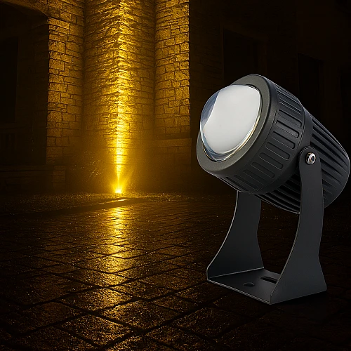 كشاف "لومن جاردن" الليزري الخارجي لون الانارة اصفر القدرة 3 واط - إضاءة دافئة وموجهة