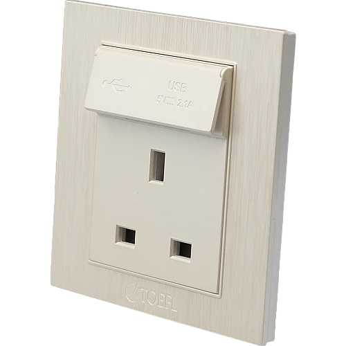 فيش ثلاثي مع منفذ يو اس بي USB مع تايب سي TYPE-C لون لولي فاخر توفل