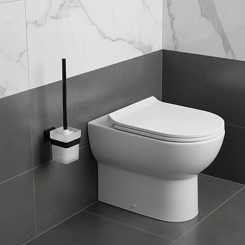 فرشة مرحاض مربع اسود