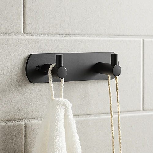 علاقة ملابس حائط دائري مجوز اسود