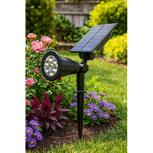 كشاف حديقة غرس لون الانارة اخضر يعمل بالطاقة الشمسية مع حساس ضوء يعمل تلقائي مع الغروب بالليل حتى الصباح مع قاعدة متحرك  7 عدسات ليد 2 واط