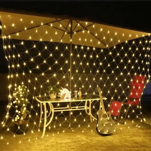 سلسلة إضاءة ستارة شبكية LED باللون الأصفر الدافئ لديكور الحفلات والمنزل